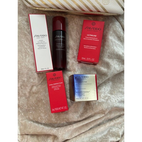 Shiseido skincare set of 5 plus bag - Picture 2 of 6